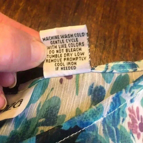 Apparenza | Sheer Floral and Animal Print Long Sleeve Blouse - Picture 6 of 6